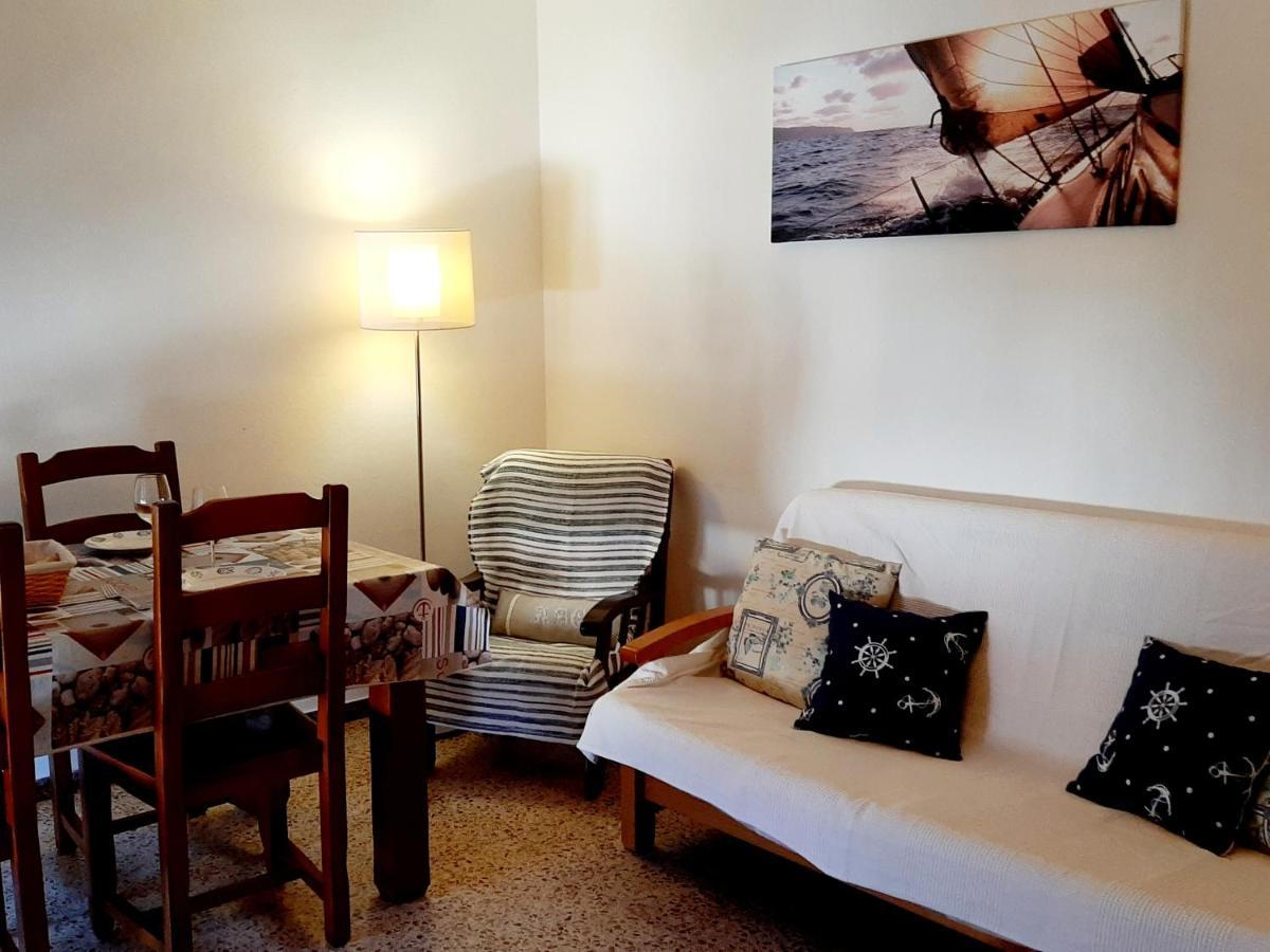 Apartamentos Franch Hospitalet De L'Infant Exterior foto