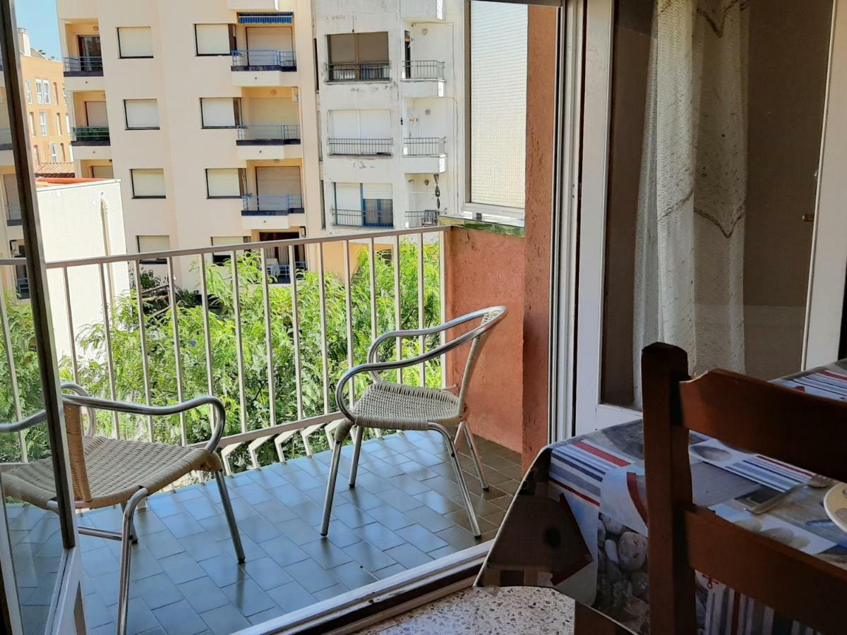 Apartamentos Franch Hospitalet De L'Infant Exterior foto